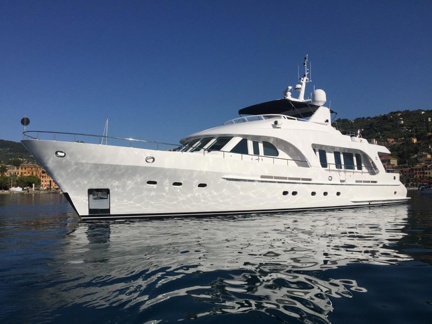 Ultra Luxury Yacht